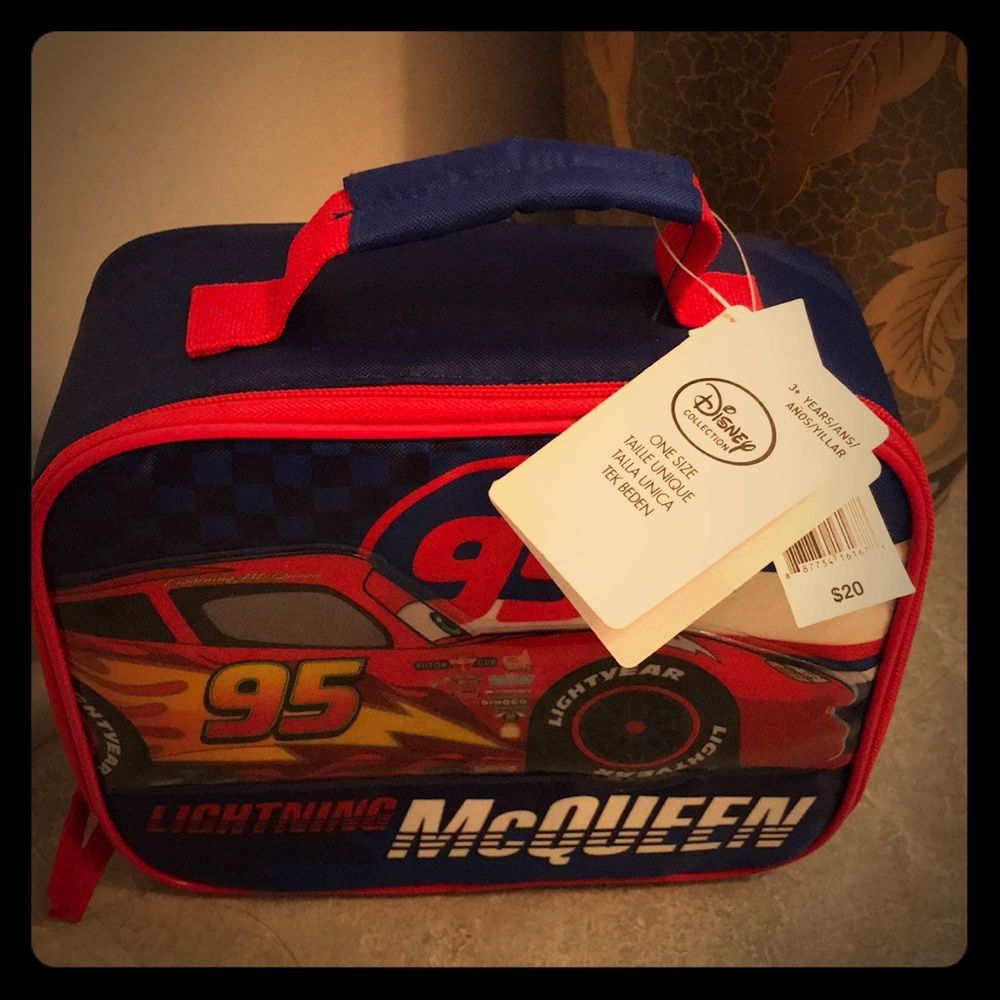 NWT Disney Lunch Box Lighting McQueen